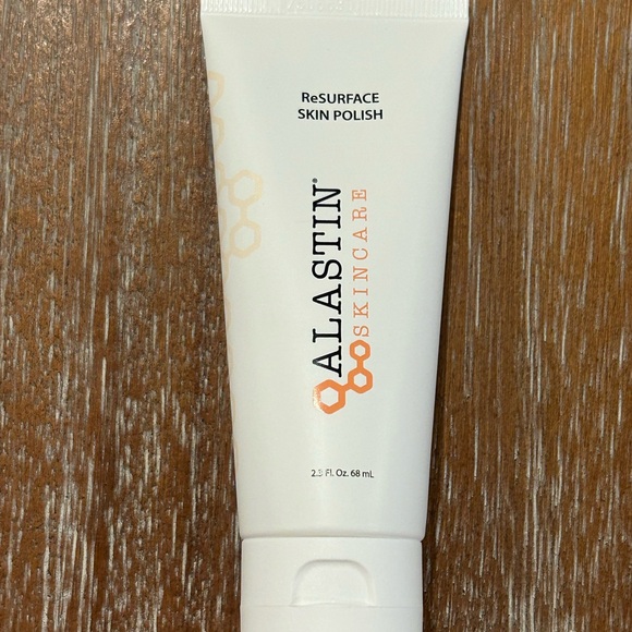 Alastin Skincare Resurface Skin Polish - Picture 5 of 5